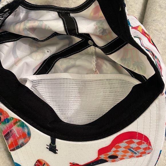 SnapBack hat - Picture 3 of 4